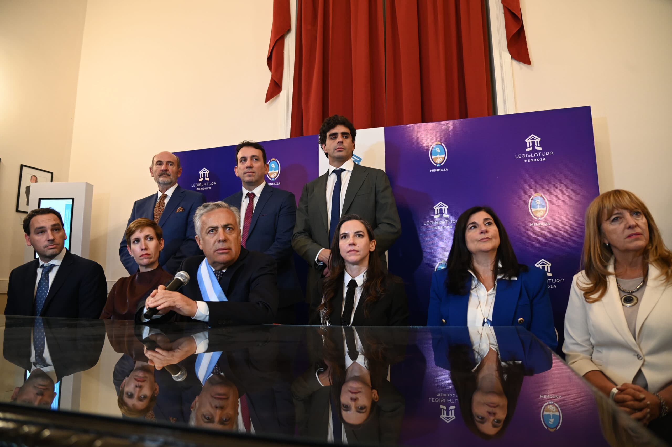Mendoza llamó a hacer “cobre, mejor vino y cuidar el agua”