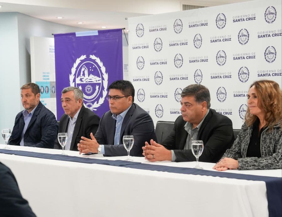Santa Cruz anunció nueva ley de promoción industrial y millonario proyecto minero