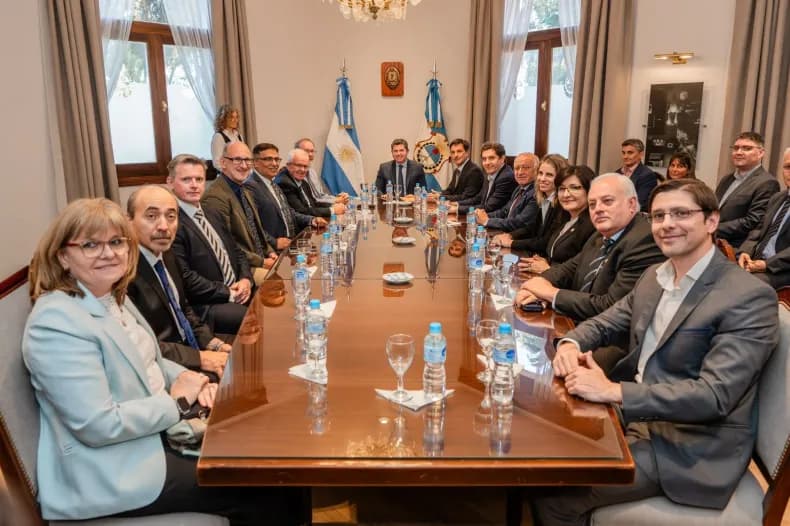 San Juan firmó un convenio con la Curtin University de Australia para potenciar la educación y la innovación minera