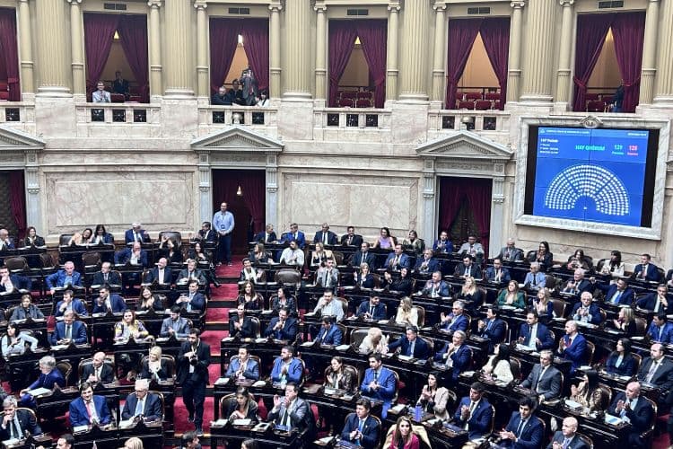 Se votaría esta madrugada los cambios a la Ley de Glaciares
