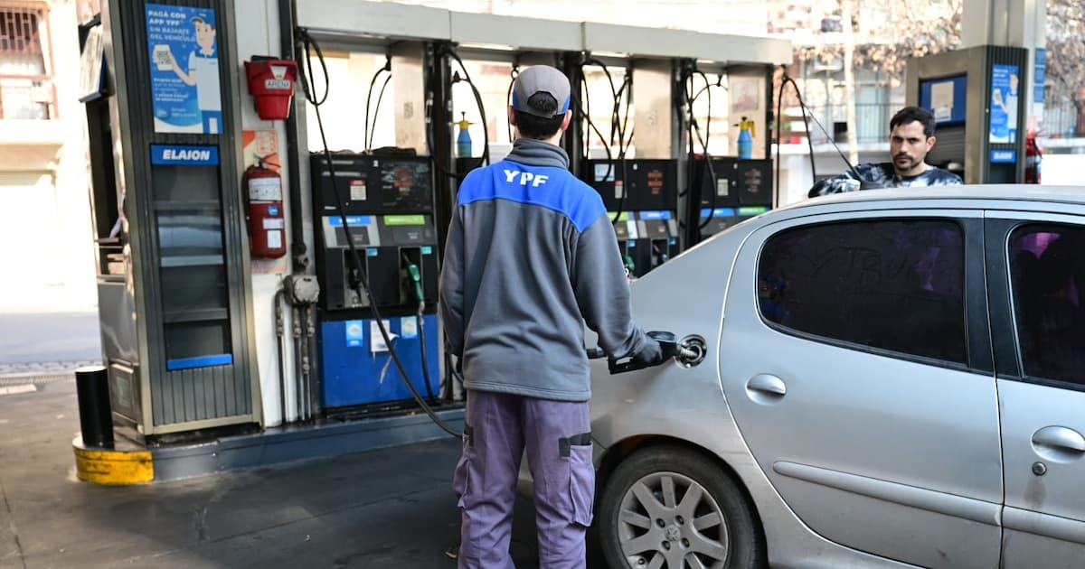YPF descartó una baja inmediata de las naftas por el alza del Brent