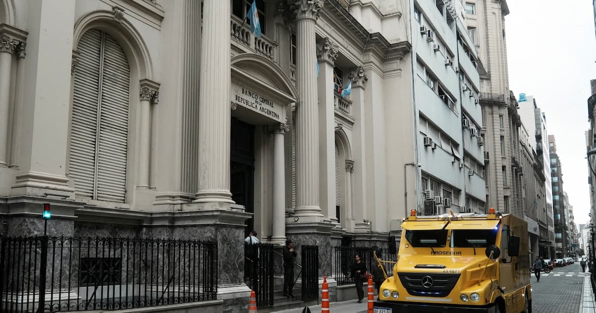 El BCRA compró USD 36 millones y las reservas superaron los USD 49.000 millones