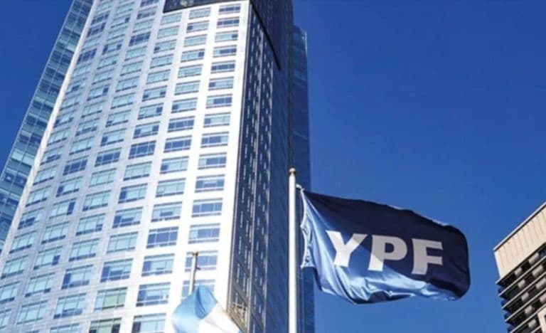 YPF desdoblará sus acciones para facilitar el ingreso de nuevos inversores
