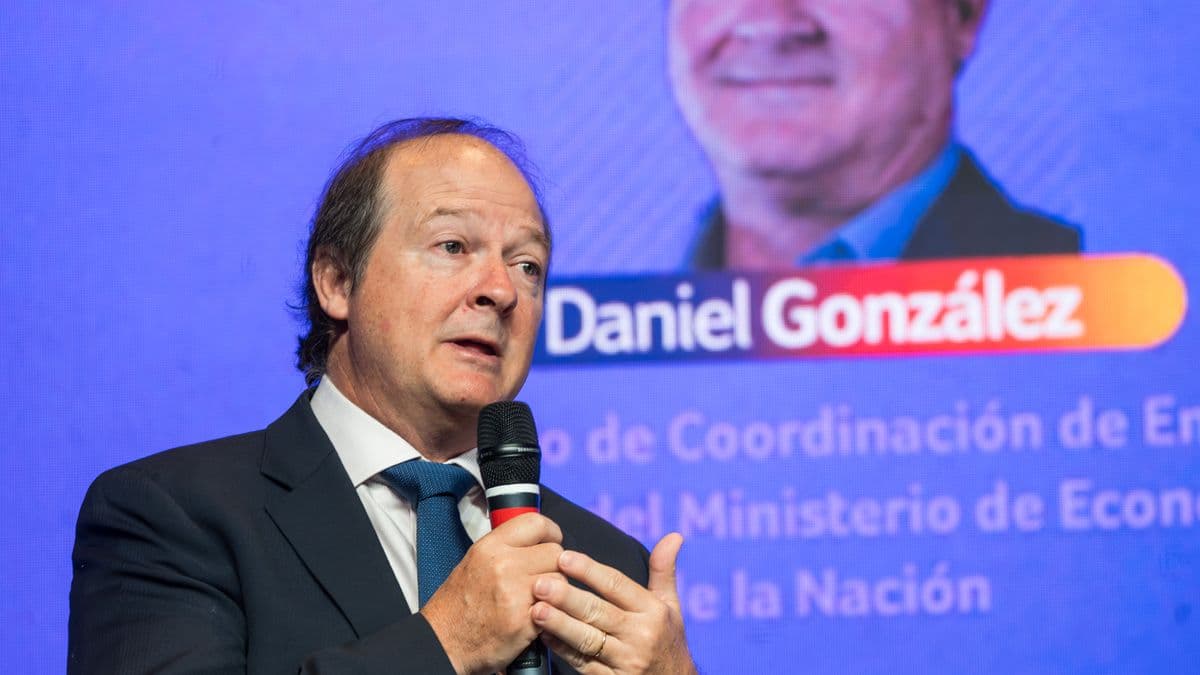 González destacó el potencial de Vaca Muerta y anticipó cambios en energía