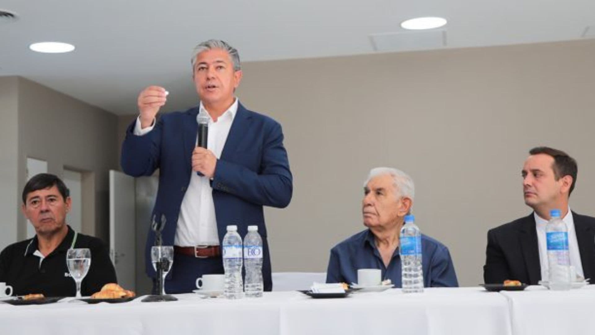 Neuquén fortalece su industria: Gobierno, gremios y pymes apuestan por el empleo local