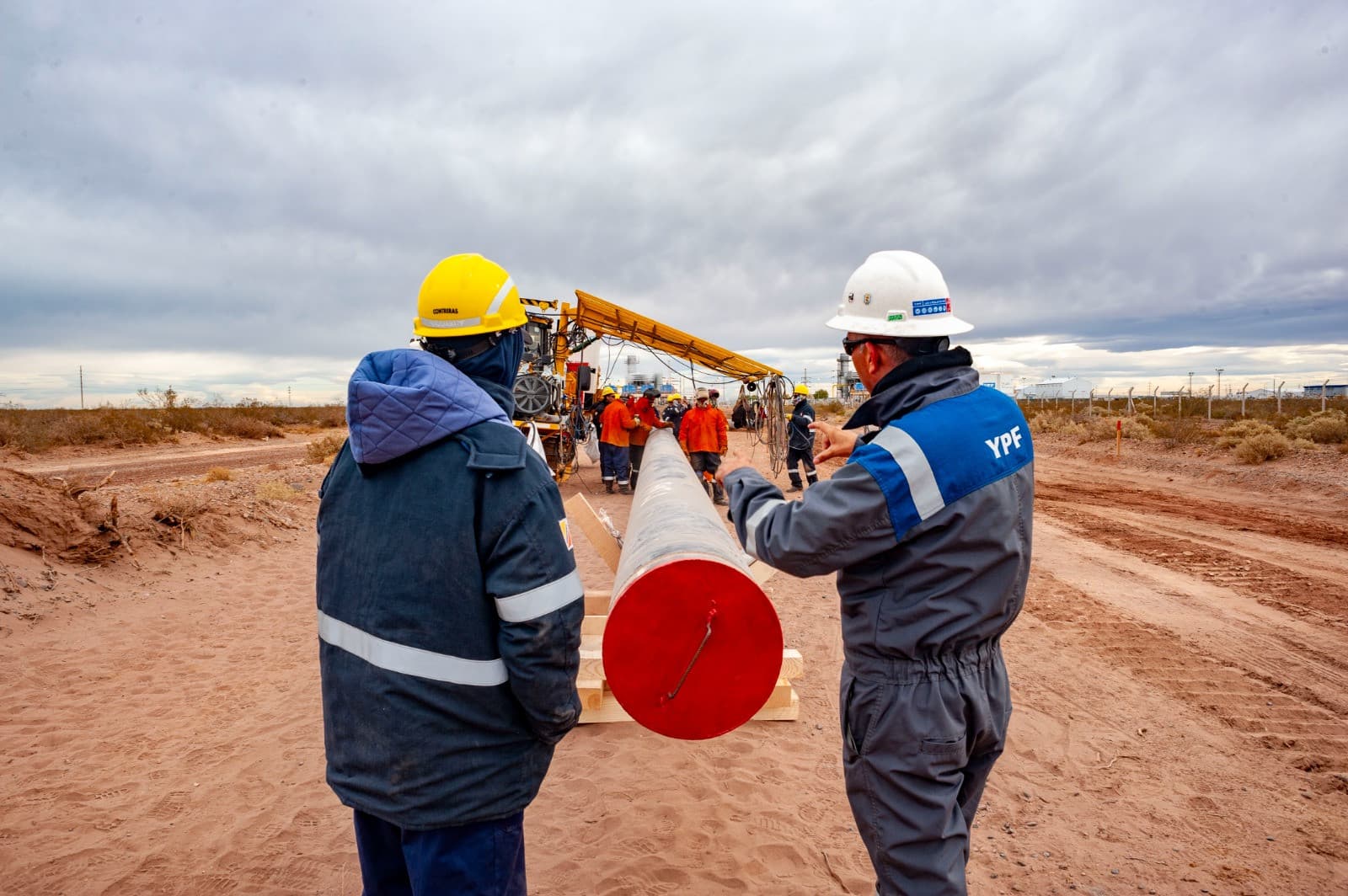 Río Negro cerró un acuerdo millonario por el oleoducto Vaca Muerta Oil Sur