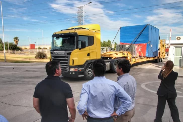 San Juan recibió la mole de 100 toneladas para la revolución solar