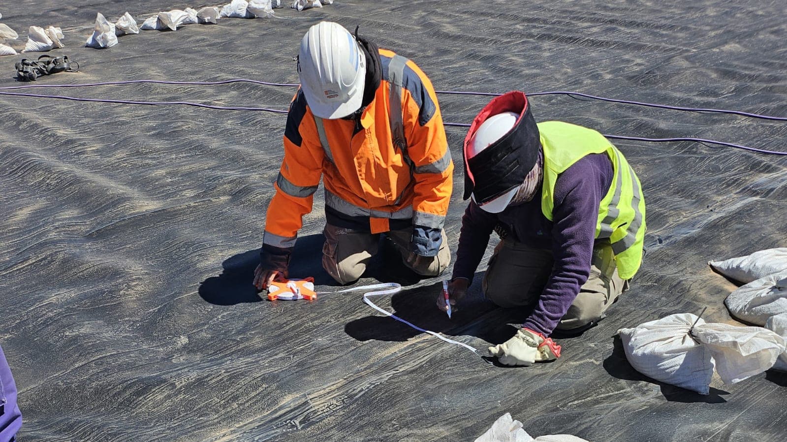 Crece la demanda laboral en Vaca Muerta y Río Negro: buscan soldadores geosintéticos e ingenieros en automatización