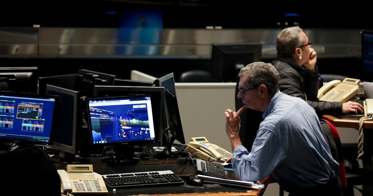 El riesgo país volvió a subir y cerró en 437 puntos básicos