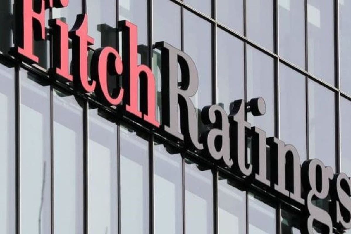 Fitch valoró el programa financiero argentino pero pidió acelerar la acumulación de reservas