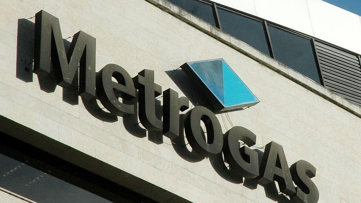 Cinco grupos ofertaron por Metrogas y arranca la evaluación para definir al comprador