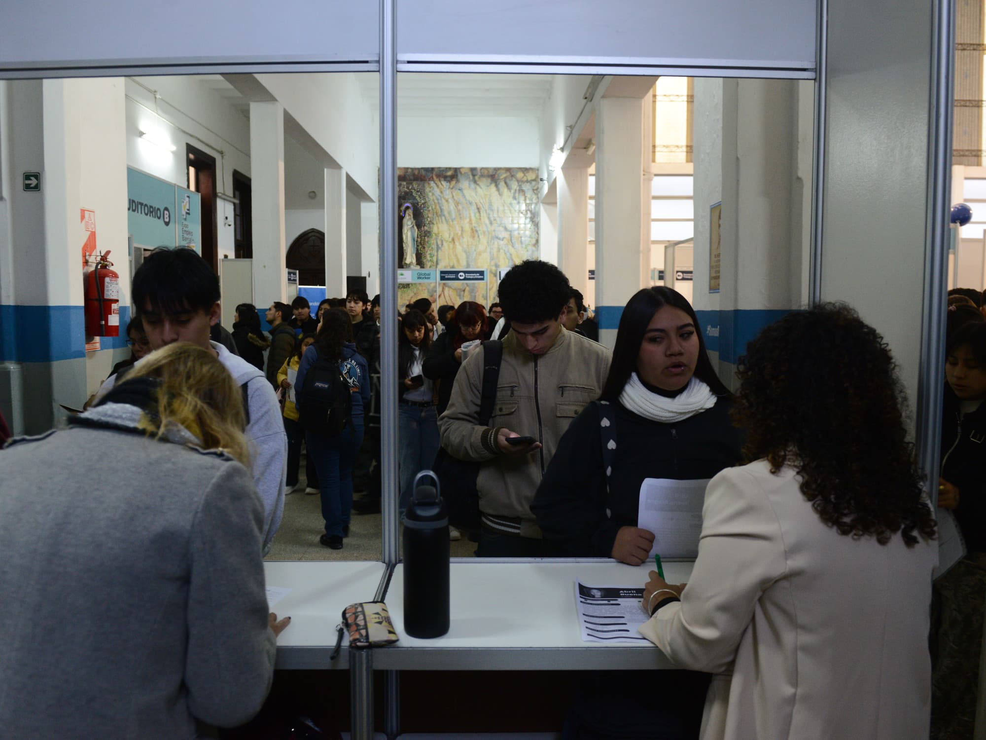 La industria y la construcción concentran el 61% de los empleos privados perdidos desde noviembre de 2023
