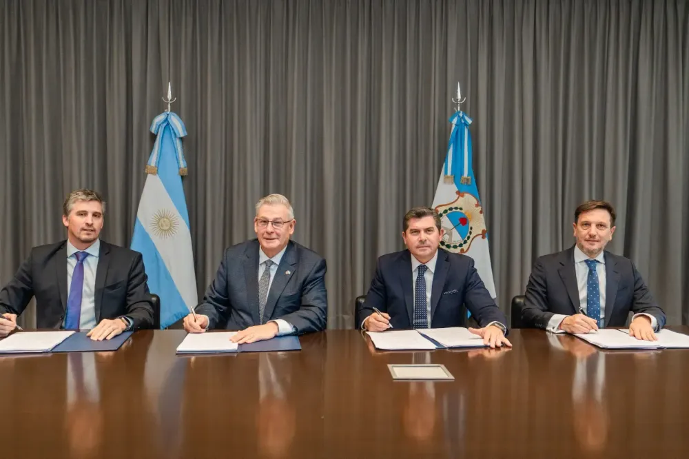 San Juan y Vicuña pactan un aporte anticipado de US$250 millones para infraestructura