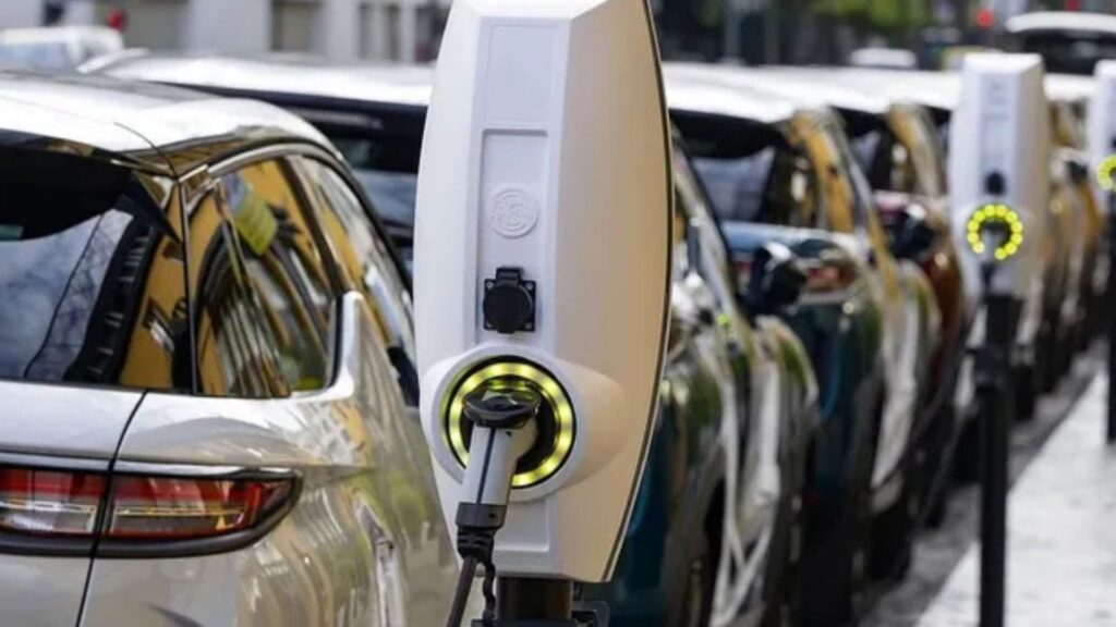 🚗 La revolución eléctrica en marcha: cómo los nuevos autos potencian la minería Argentina ⛏️