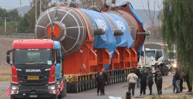 YPF conectó el reactor en la refinería de Mendoza
