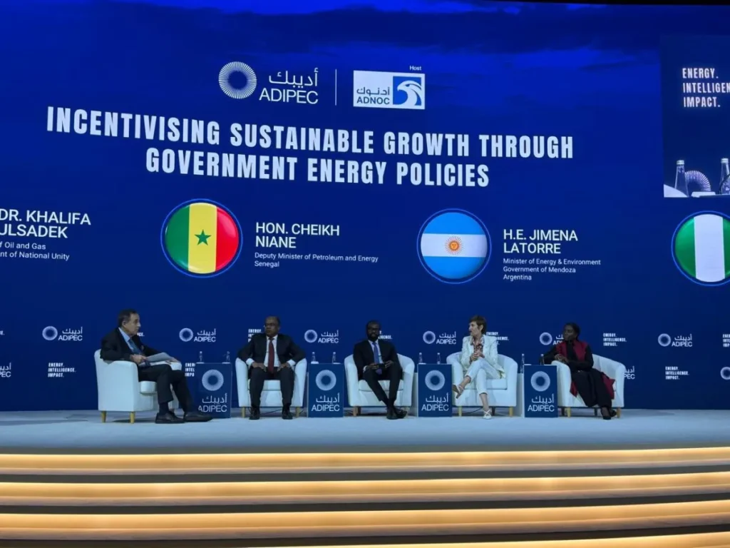 La ministra de Mendoza, Jimena Latorre, en Emiratos Árabes