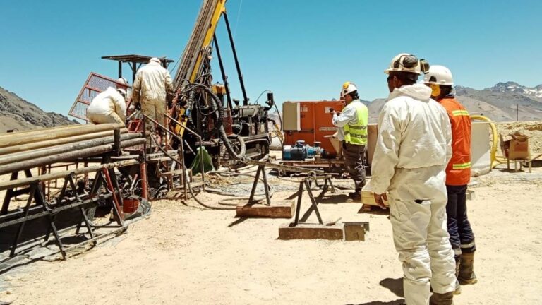 Empleo minero en Cuyo: perfiles técnicos, ambientales y de liderazgo con vacantes activas
